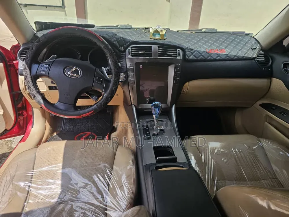 Lexus IS 2009 Red