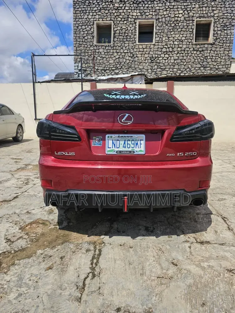 Lexus IS 2009 Red