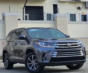 Toyota Highlander 2018 Gray