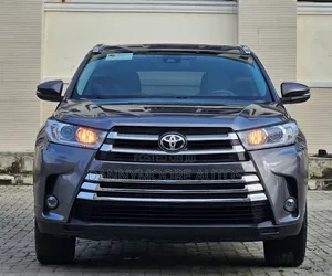 Toyota Highlander 2018 Gray