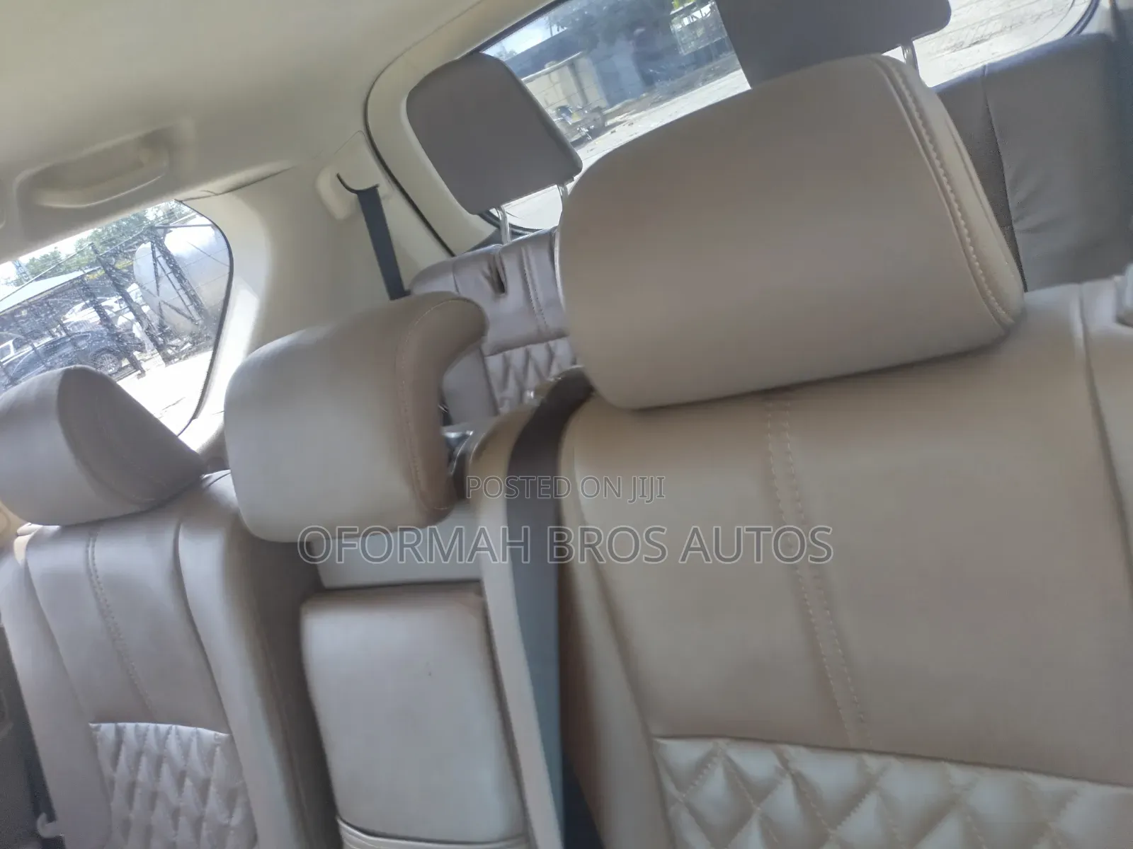 Lexus GX 2013 Gold