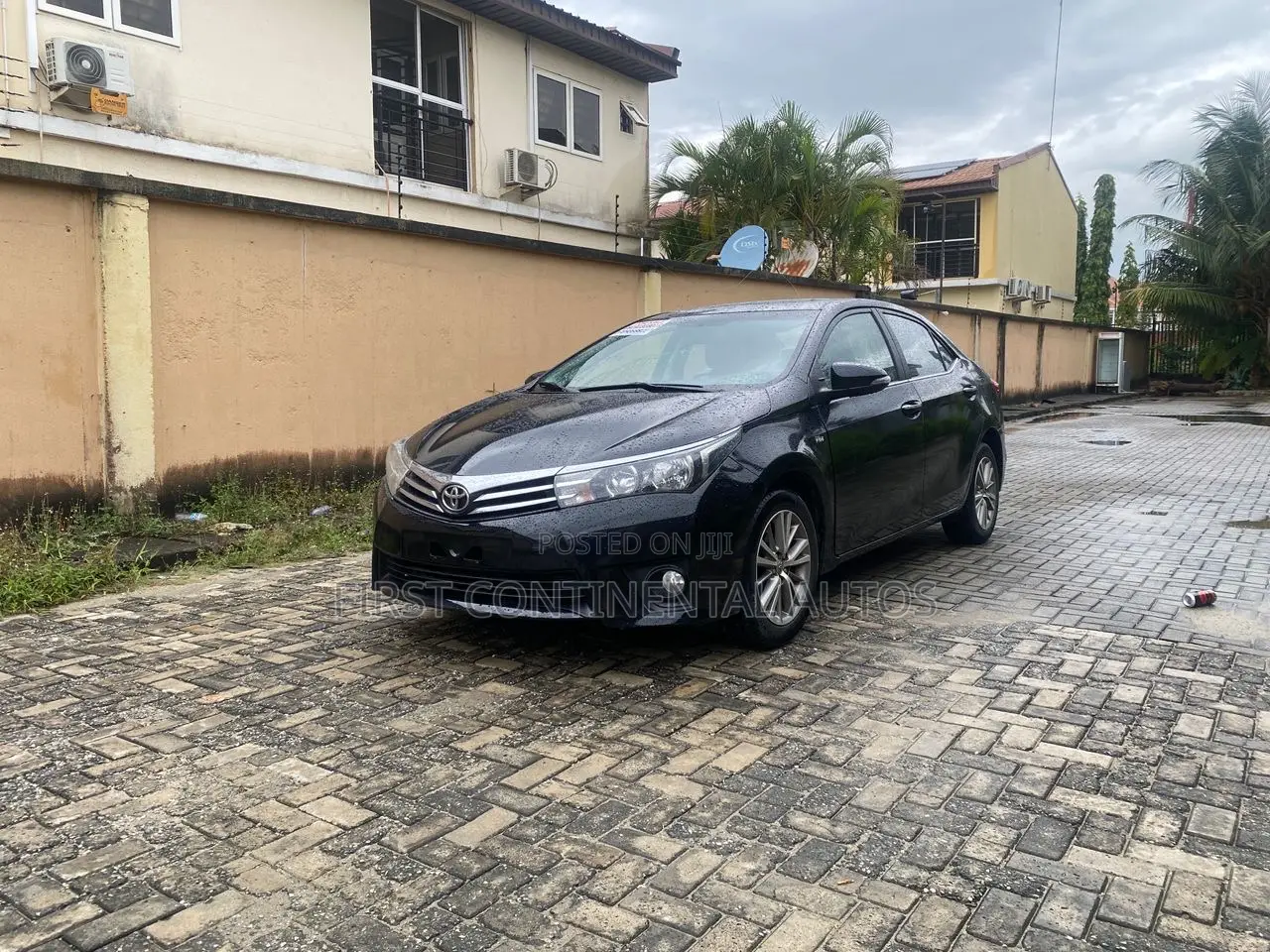 Toyota Corolla 2016 Black
