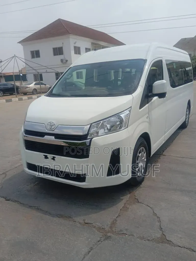 Toyota HiAce 2024 White
