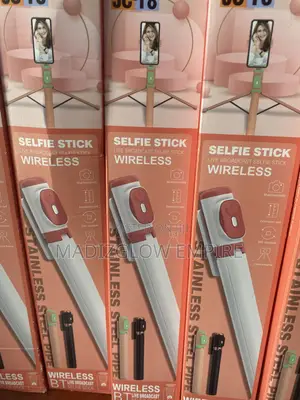 Wireless Bluetooth Selfie Stick
