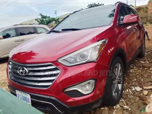 Hyundai Santa Fe 2014 Red