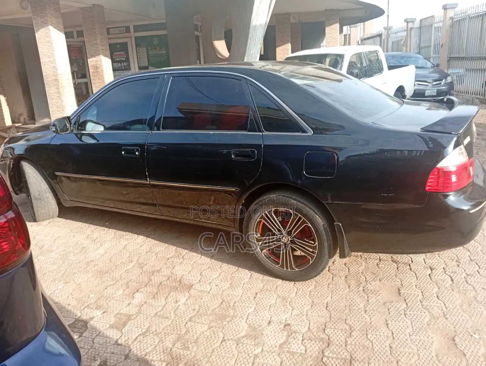 Toyota Avalon 2003 Black