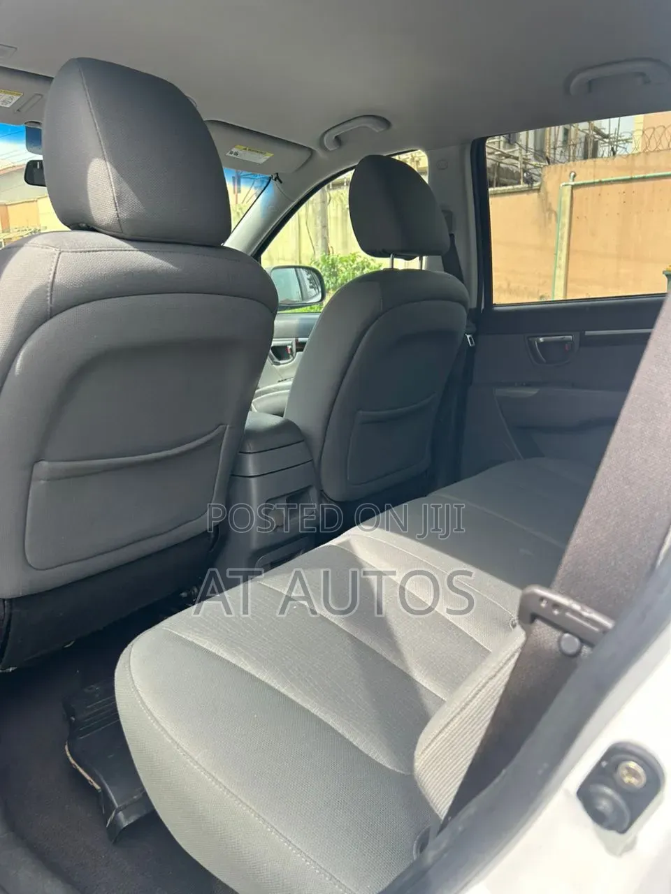 Hyundai Santa Fe Limited 2011 White