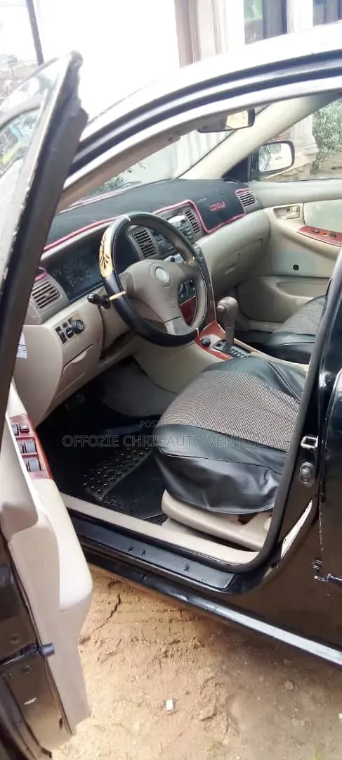 Toyota Corolla LE 2004 Black