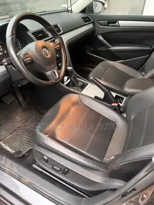 Volkswagen Passat SE 2013 Gray
