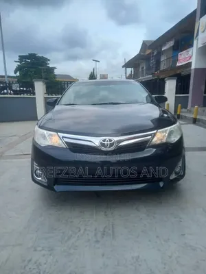 Toyota Camry LE 4dr Sedan (2.5L 4cyl 6A) 2014 Black