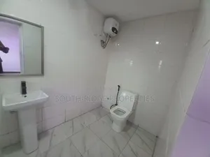 2bdrm Penthouse in Wuse 2 for rent