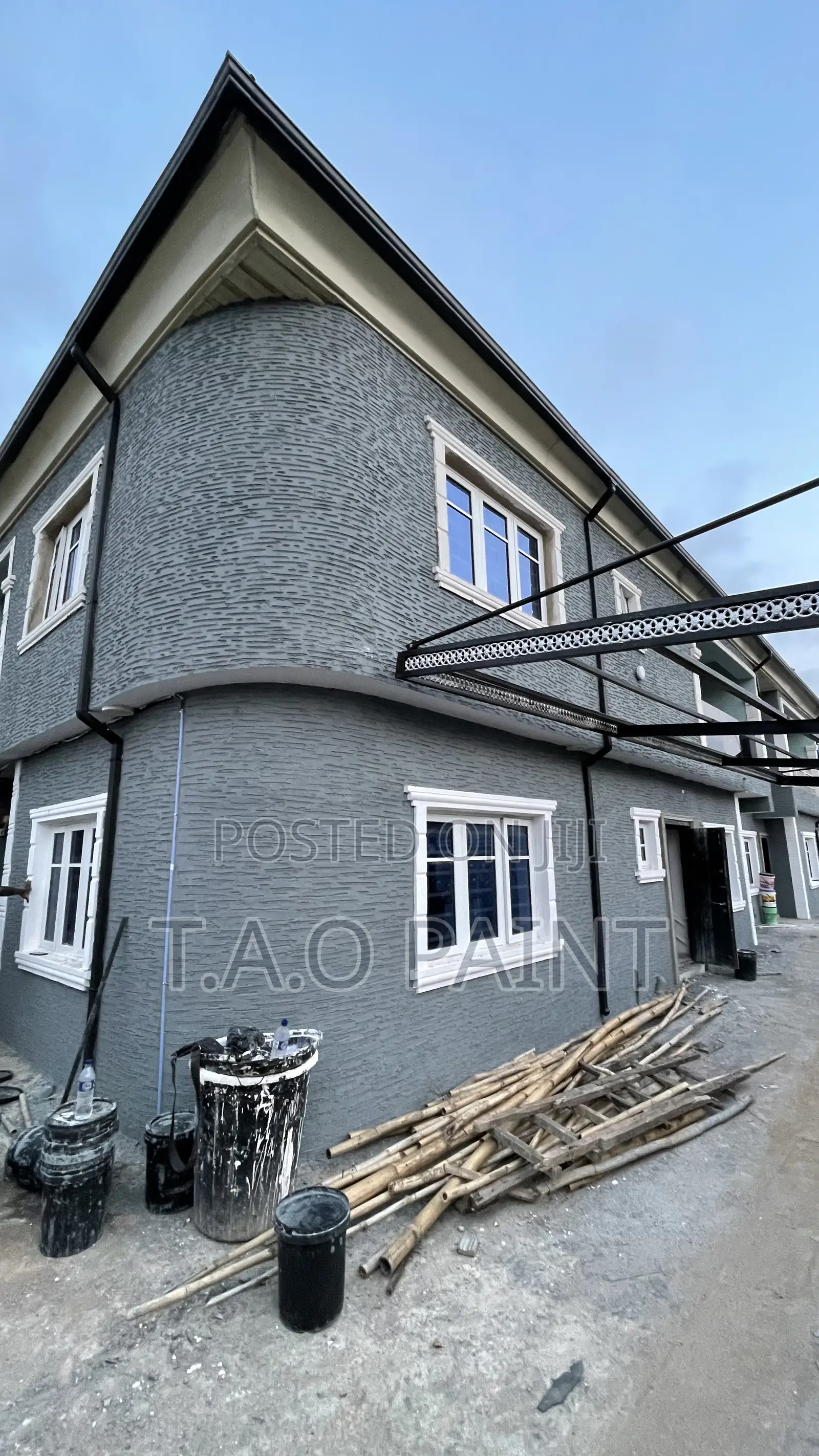 Gravitex Paint