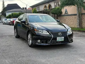 Lexus ES 2014 Black