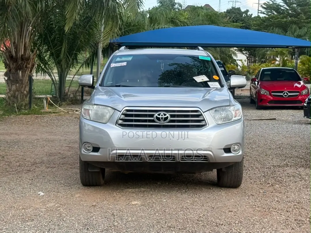 Toyota Highlander Limited 2010 Silver