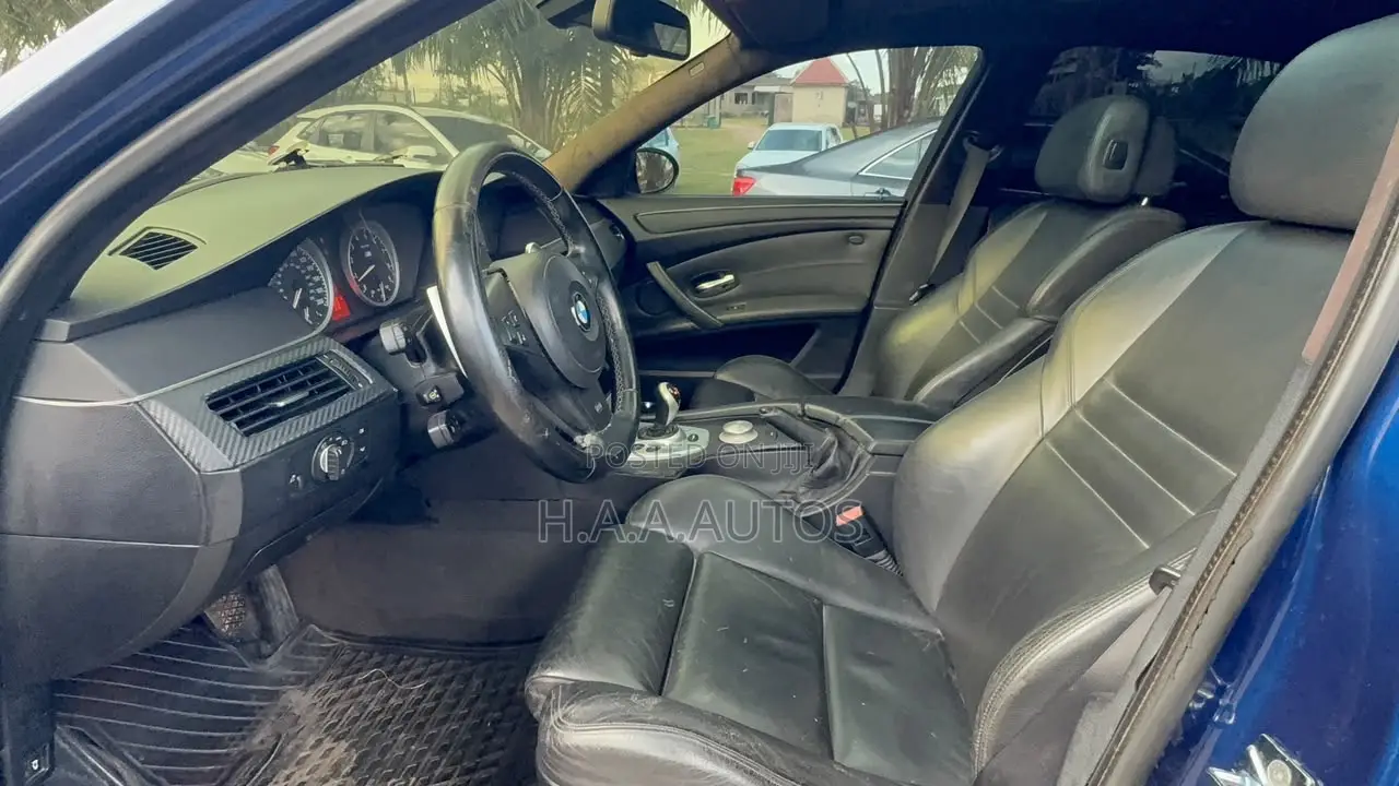 BMW M5 SMG 2008 Blue