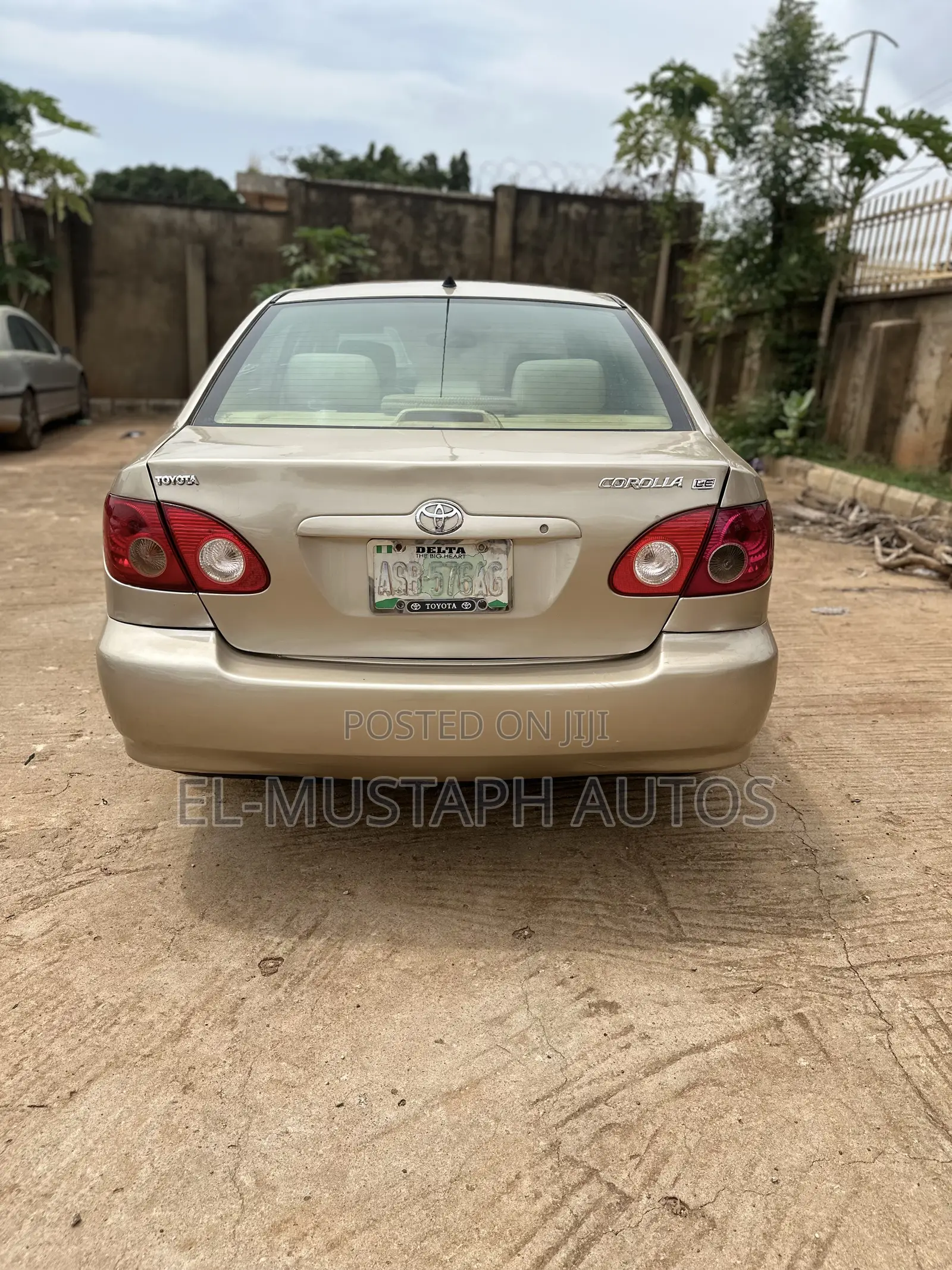 Toyota Corolla 2006 Gold