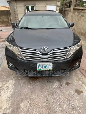 Toyota Venza V6 2010 Silver