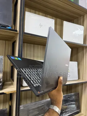 Laptop Gigabyte 16GB Intel Core i7 SSD 512GB