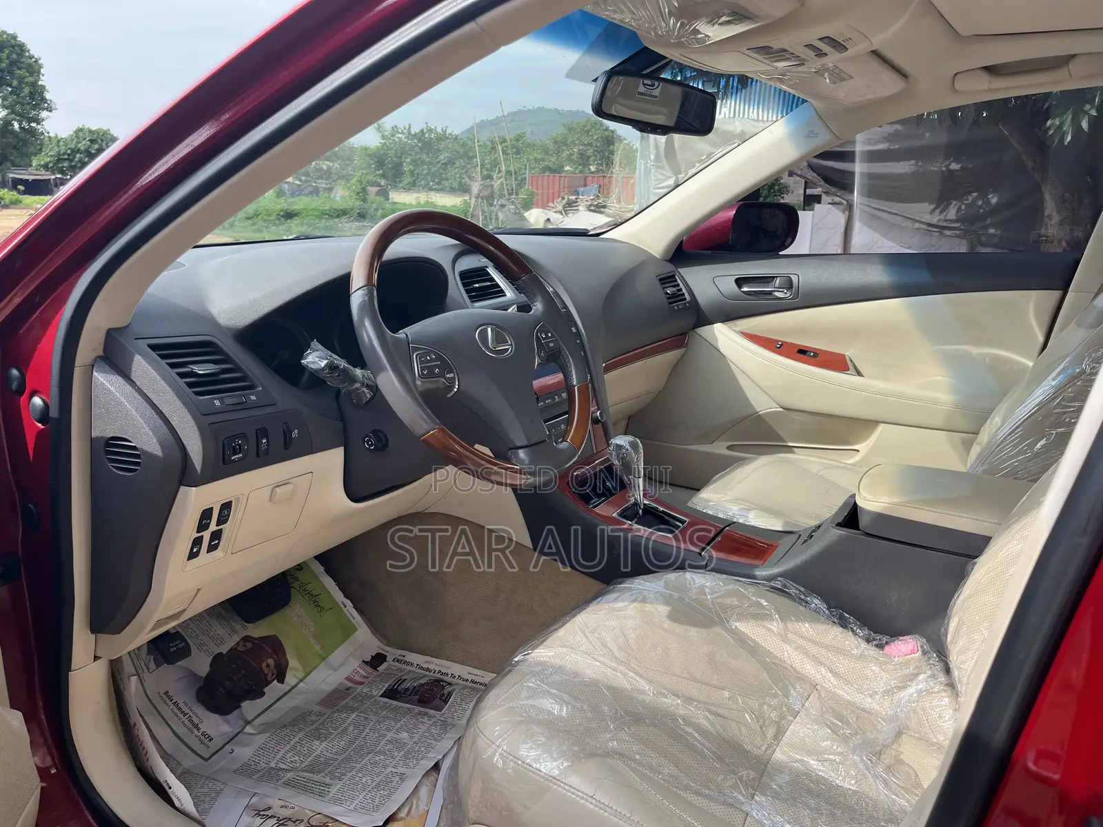 Lexus ES 2012 Red