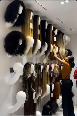 Woman Hair Wall Hanging Dummy Head
