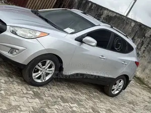 Hyundai Tucson Limited AWD 2013 Silver