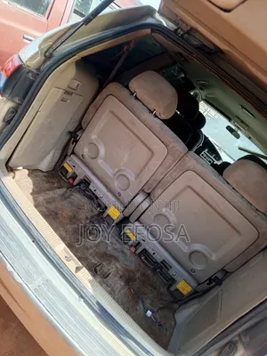 Toyota Sienna 2002 Gold