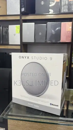 Onyx Studio 9