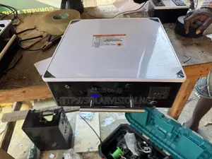 1000watt Solarvision Power Tank