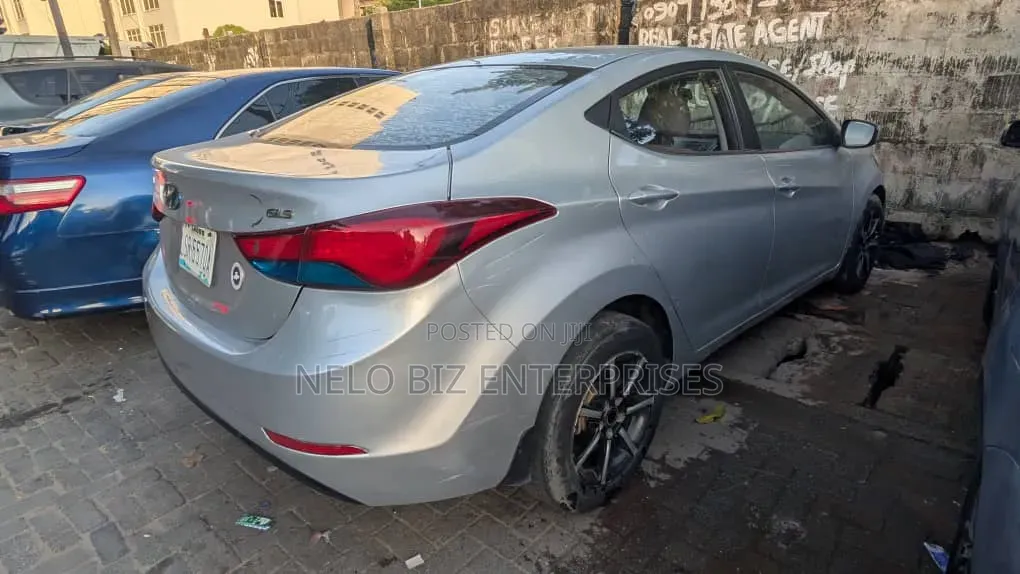 Hyundai Elantra 2014 Silver