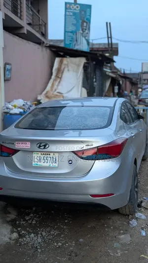 Hyundai Elantra 2014 Silver
