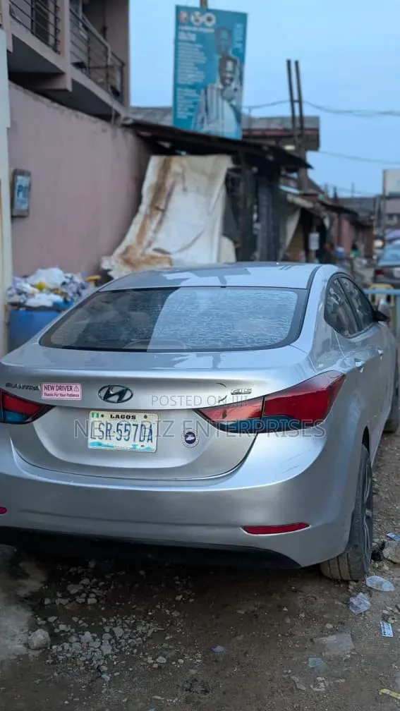 Hyundai Elantra 2014 Silver