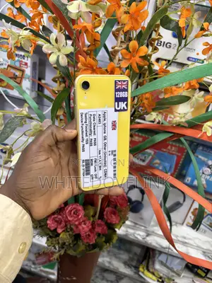 Apple iPhone XR 128 GB Yellow