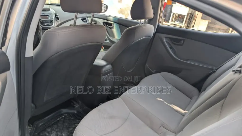 Hyundai Elantra 2014 Silver