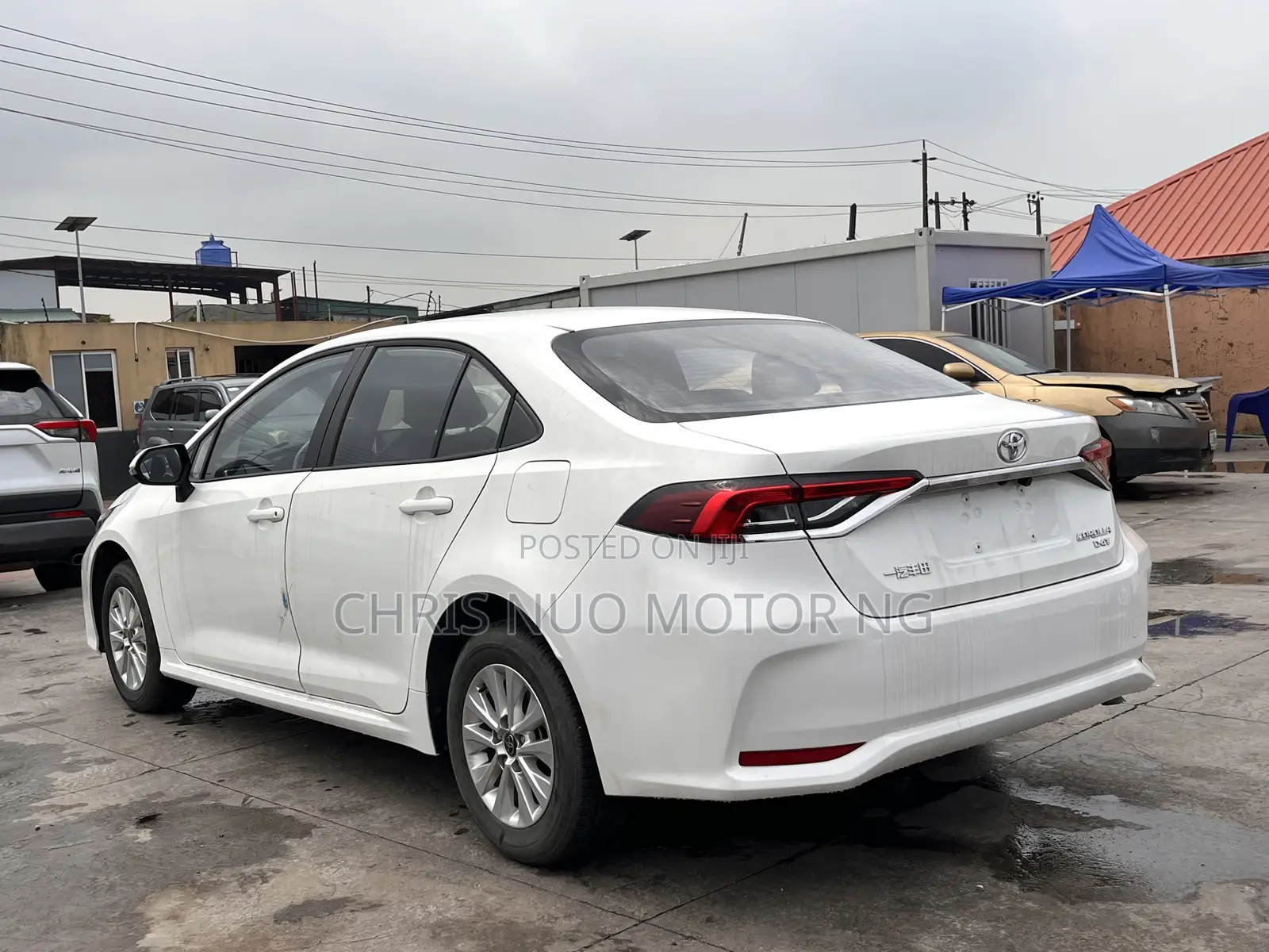 Toyota Corolla SE 2023 White