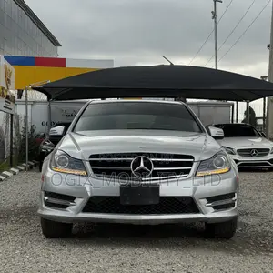 Mercedes-Benz C300 2011 Silver