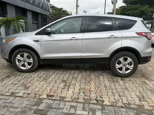 Ford Escape S 2013 Silver