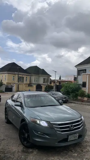 Honda Crosstour 2010 Green