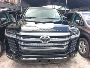Toyota Land Cruiser 4.5 V8 VXR 2012 Black