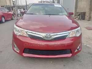 Toyota Camry 2014 Red