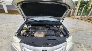 Toyota Camry 2010 Silver