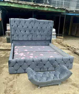 Affordable Durable Tufted 6 by 6 Wooden Bedframe