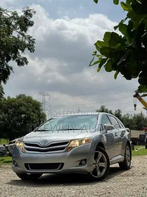 Toyota Venza LE 2016 Silver