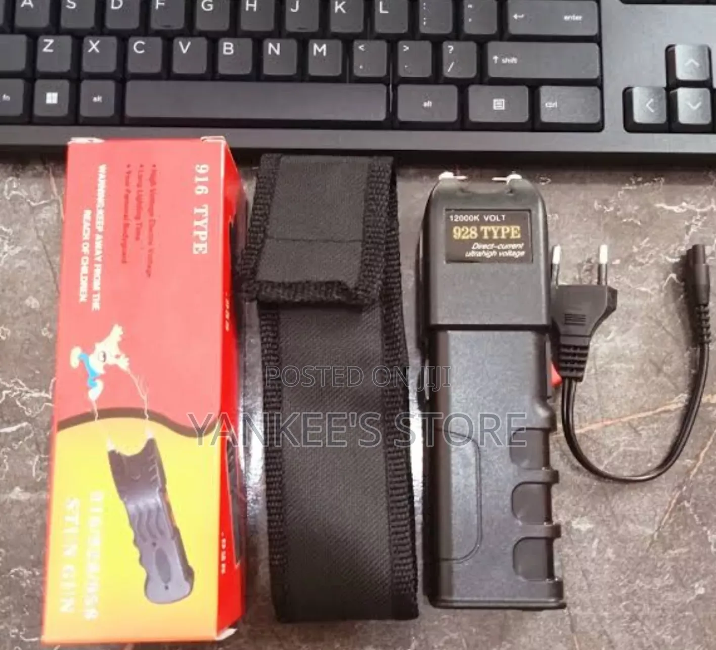 Quality D.Z.928 Type Self-defense Flashlight