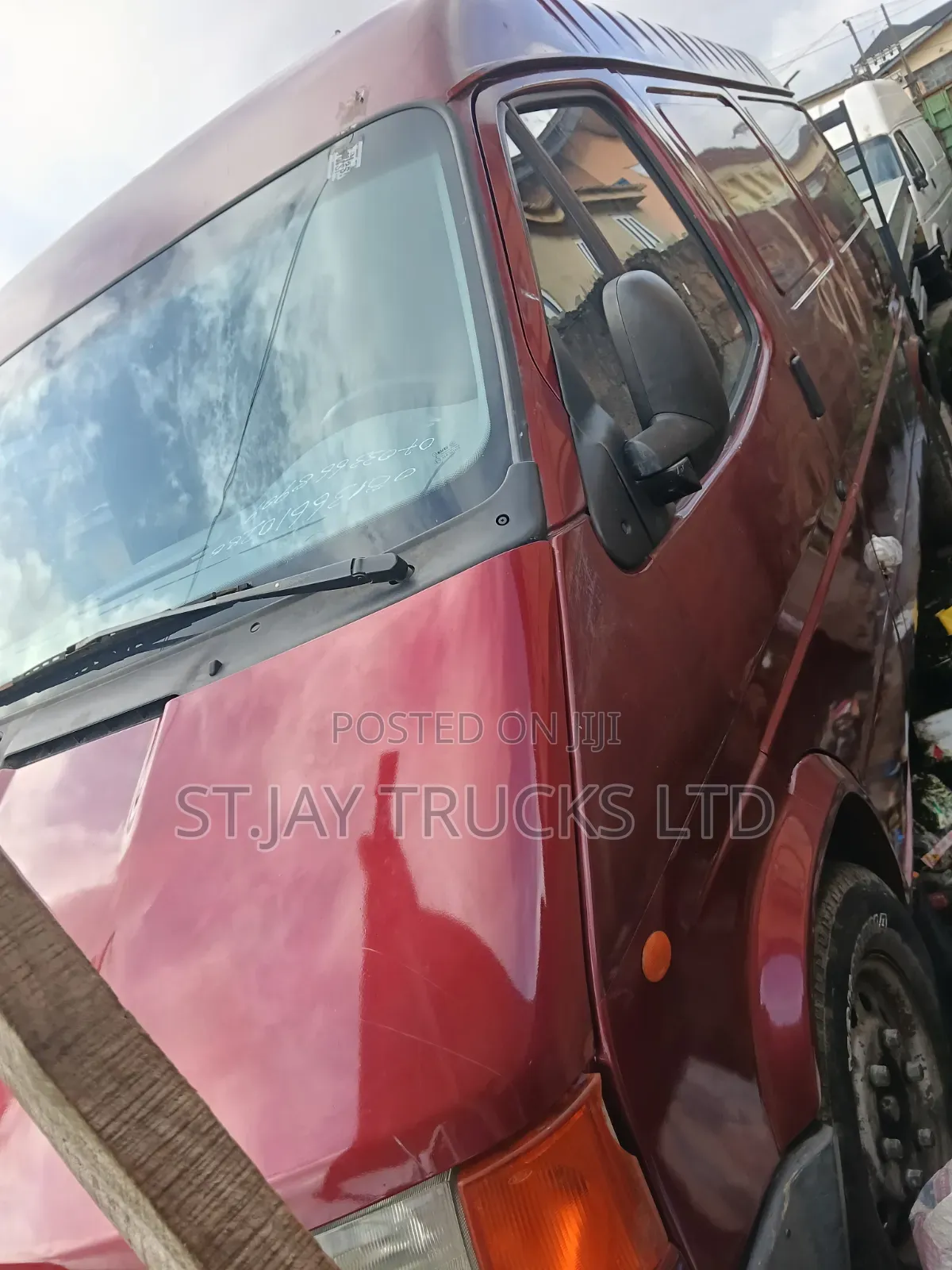 Ford Transit 2004 Red