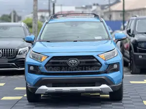 Toyota RAV4 Adventure 2019 Blue