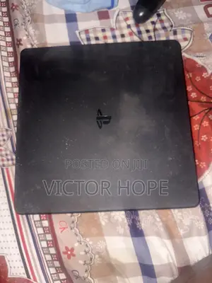 Sony Play Station 4