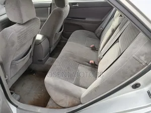 Toyota Camry 2005 Silver
