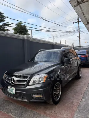 Mercedes-Benz GLK-Class 350 4MATIC 2012 Gray