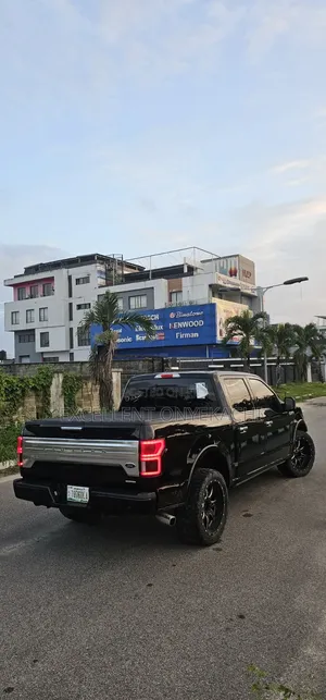 Ford F-150 2018 Black
