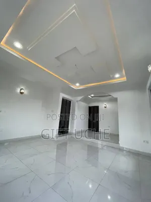4bdrm Bungalow in Shell Location for sale